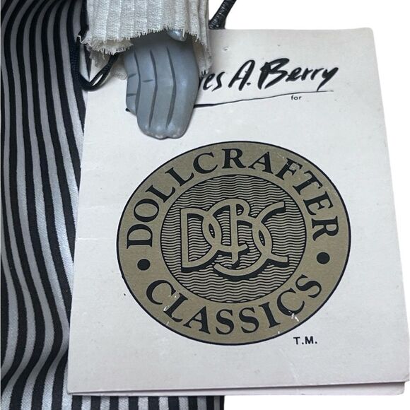 Collectible 20" Charles A. Berry Dollcrafter Classics Eliza Essex Porcelain Doll - Picture 8 of 11